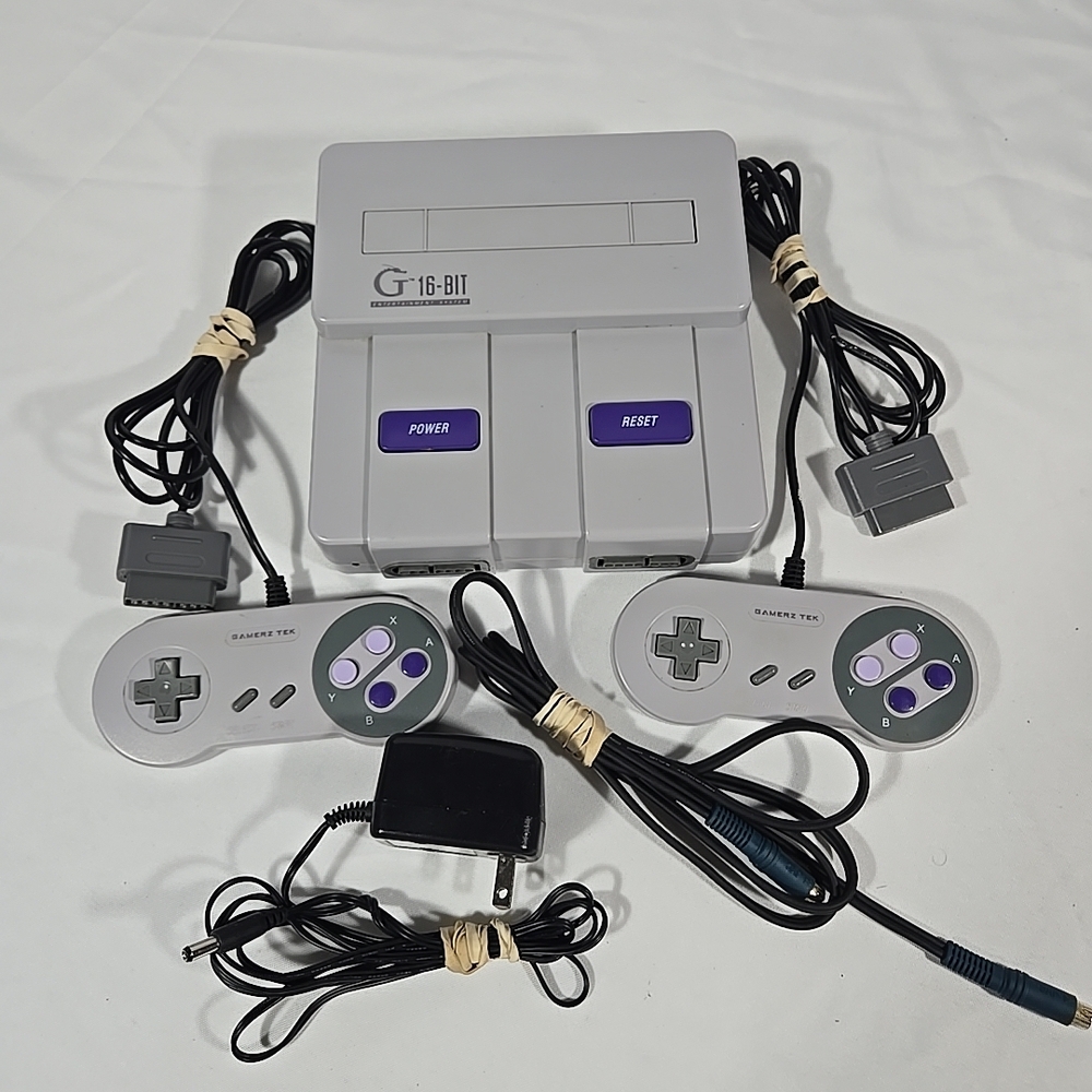 Super Nintendo Console (Gamerz Tek 16bit HD) Tested, Works Very Nice Clean